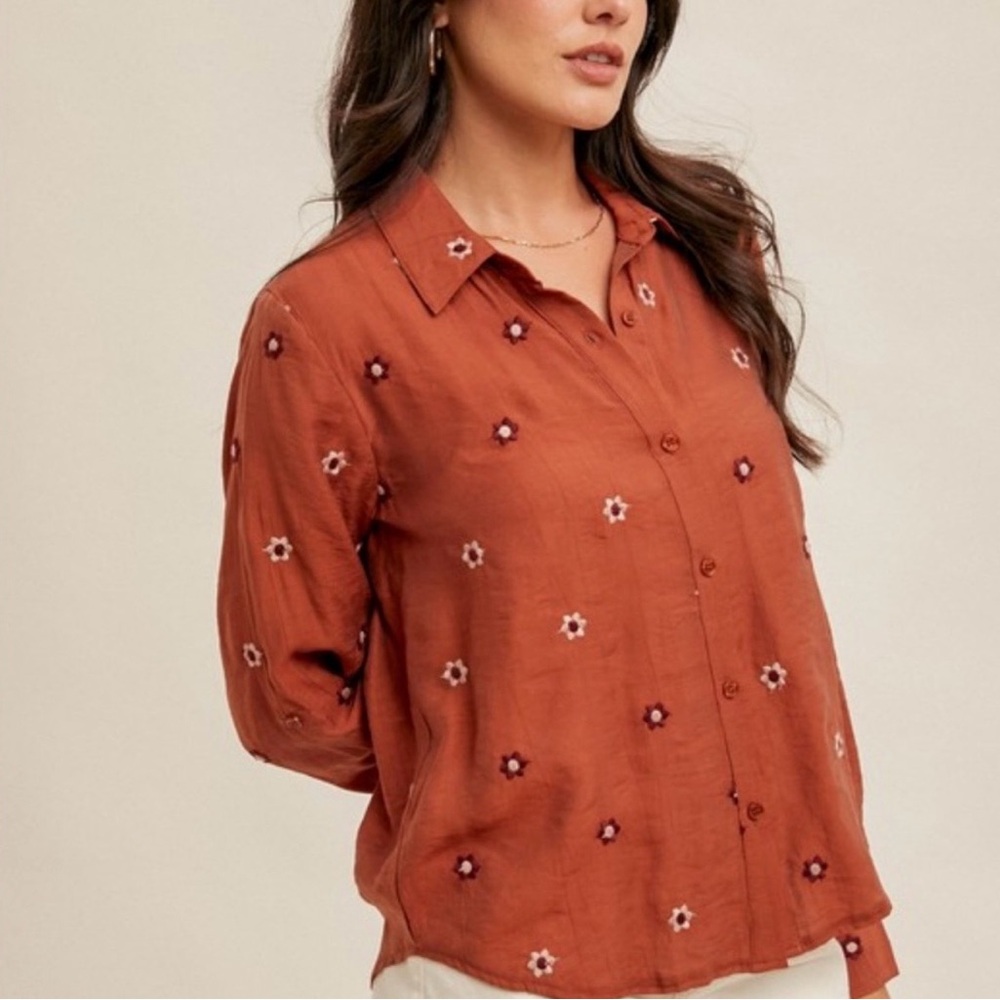 NWT Elegant Rust Embroidered Button-Down Shirt